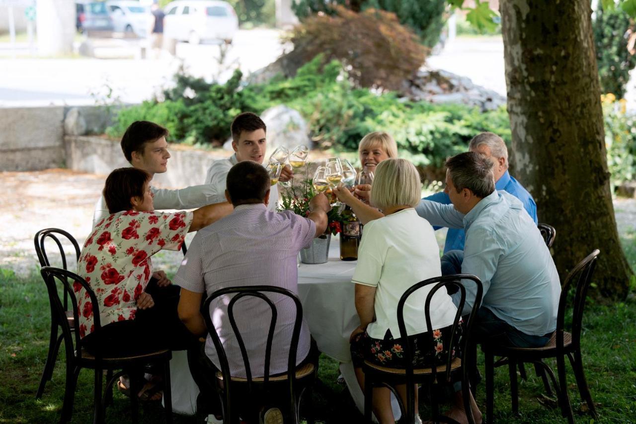 Hotel Hvala Superior - Topli Val 3*