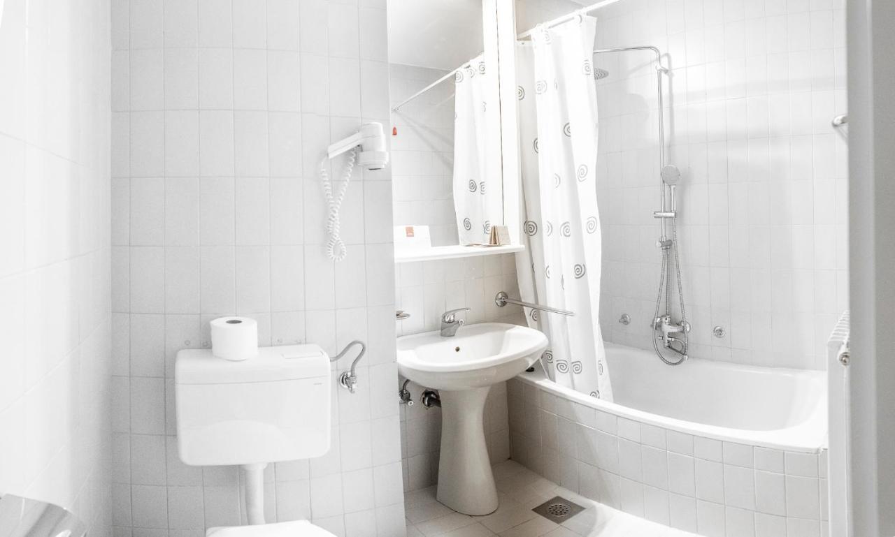 Hotel Hvala Superior - Topli Val 3*